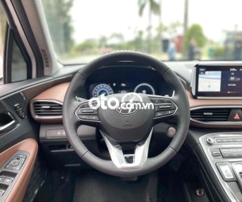 Hyundai Santa Fe Santafe 2022 trắng premium bản xăng đi 2000 km. 2022 - Santafe 2022 trắng premium bản xăng đi 2000 km.