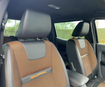 Ford Ranger 2017 - Màu đen, xe nhập