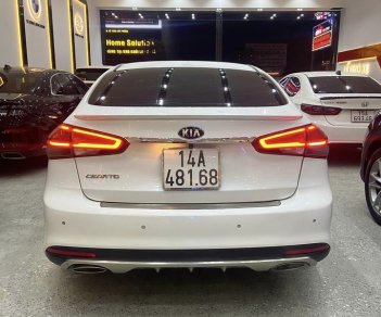 Kia Cerato 2018 - Màu trắng giá cạnh tranh