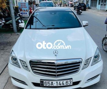 Mercedes-Benz E250 Mes E250 sản xuất 2009 xe nữ chạy rất kỹ xe còn de 2010 - Mes E250 sản xuất 2009 xe nữ chạy rất kỹ xe còn de