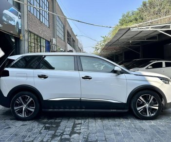 Peugeot 5008 2018 - Xe rất mới, chạy 4 vạn km