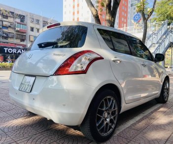 Suzuki Swift 2013 - Màu trắng, nhập khẩu Nhật Bản giá ưu đãi