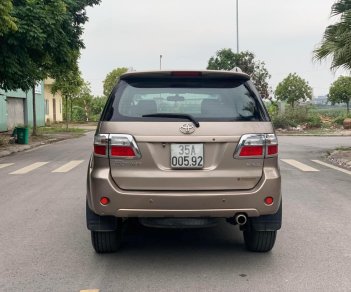 Toyota Fortuner 2010 - Màu nâu, nhập khẩu