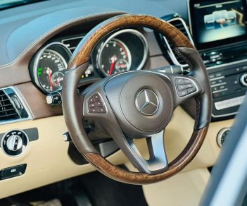 Mercedes-Benz GLS 400 2017 - Mercedes-Benz GLS 400 2017