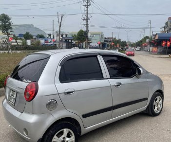 Chevrolet Spark 2011 - Màu bạc giá ưu đãi