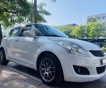 Suzuki Swift 2013 - Màu trắng, nhập khẩu Nhật Bản giá ưu đãi