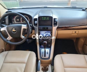 Chevrolet Captiva  Maxx LTZ 2.4 màu bạc, nội thất kem 2010 - captiva Maxx LTZ 2.4 màu bạc, nội thất kem