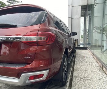 Ford Everest 2019 - Màu đỏ