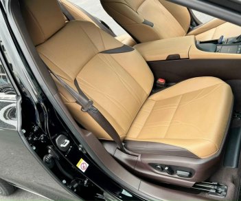 Lexus ES 250 2020 - Màu đen, nhập khẩu nguyên chiếc