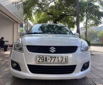 Suzuki Swift 2013 - Màu trắng, nhập khẩu