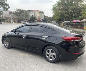 Hyundai Elantra 2019 - Bản full đủ kịch đồ - 1 chủ từ mới đi đúng 4v km xịn. Mới tinh