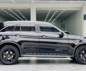 Mercedes-Benz GLC 250 2016 - Xe công ty xuất hoá đơn