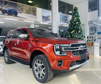 Ford Everest 2023 - Sẵn đủ màu, giao ngay - Ưu đãi đặt xe sớm, nhận lộc đầu năm 2023 - Hỗ trợ vay 80% bank - Giao xe tận nơi