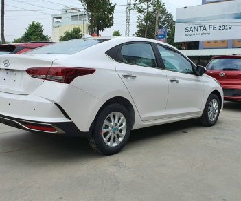 Hyundai Accent 2022 - Khai xuân đầu năm, Hyundai Hà Đông tặng rất nhiều quà