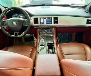 Jaguar XF 2012 - Bản full option