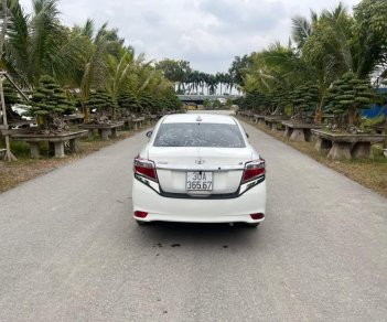 Toyota Vios 2014 - Bán xe 4 chỗ đời 2014 còn sử dụng tốt nguyên zin giá 350 triệu