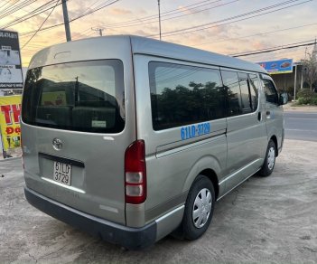 Toyota Hiace 2008 - Cần bán gấp xe đăng ký lần đầu 2008 chính chủ giá chỉ 208tr