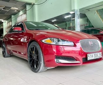 Jaguar XF 2012 - Bản full option