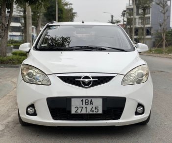 Haima 2012 - Xe màu trắng