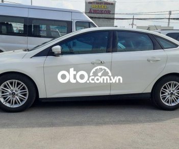 Ford Focus  TITANIUM 2.0L AT 2016 51H-778.12 2016 - FOCUS TITANIUM 2.0L AT 2016 51H-778.12