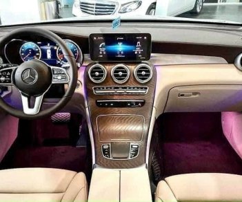 Mercedes-Benz GLC 200 2023 - Thông số kỹ thuật, giá lăn bánh mới nhất 2023