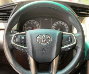 Toyota Innova 2020 - Xe nhà đang đi, from mới