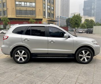 Hyundai Santa Fe 2009 - Màu bạc, máy dầu siêu tiết kiệm nhiên liệu