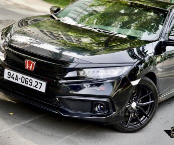 Honda Civic 2020 - Nhập Thái, odo: Chỉ 30.000km, lên nhiều phụ kiện xịn, siêu mới