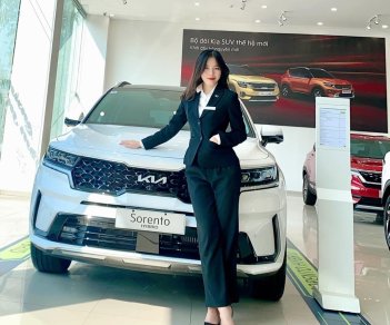 Kia Sorento 2023 - Kia Sorento 2023 số tự động tại Hà Nội