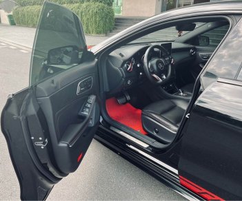 Mercedes-Benz CLA 45 2015 - Màu đen, nhập khẩu