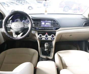 Hyundai Elantra 2020 - Màu trắng