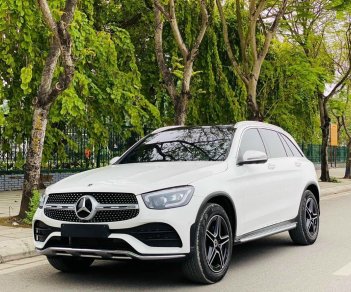 Mercedes-Benz GLC 300 2023 - Giảm tiền mặt - Tặng phụ kiện - Ưu đãi khủng đến 200tr