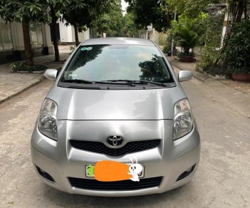 Toyota Yaris 2011 - Màu bạc, nhập khẩu Thái xe gia đình