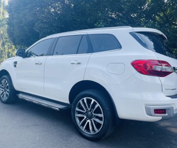 Ford Everest 2019 - Sổ bảo hành bảo dưỡng đầy đủ