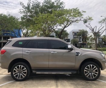 Ford Everest 2019 - Màu nâu, xe nhập