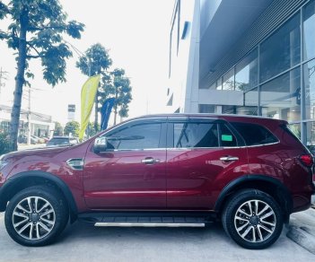 Ford Everest 2021 - Màu đỏ nổi bật