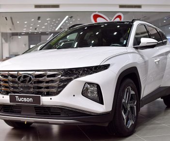 Hyundai Tucson 2022 - Sẵn xe trắng + Tặng full phụ kiện + Trả trước chỉ từ 285tr nhận xe về ngay