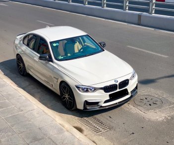 BMW 328i 2014 - Xe màu trắng