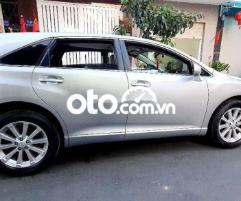 Toyota Venza Xe nhập khẩu mới từ mỹ. Sơn zin nguyên thủy. 90% 2009 - Xe nhập khẩu mới từ mỹ. Sơn zin nguyên thủy. 90%