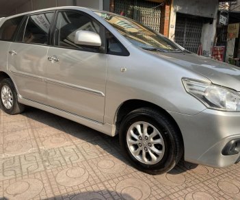 Toyota Innova 2014 - Màu bạc giá cạnh tranh