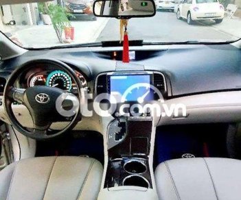 Toyota Venza Xe nhập khẩu mới từ mỹ. Sơn zin nguyên thủy. 90% 2009 - Xe nhập khẩu mới từ mỹ. Sơn zin nguyên thủy. 90%