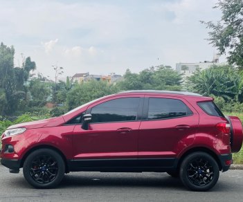 Ford EcoSport 2015 - Xe màu đỏ