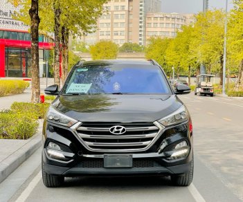 Hyundai Tucson 2015 - Màu đen