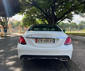 Mercedes-Benz C180 2021 - Màu trắng