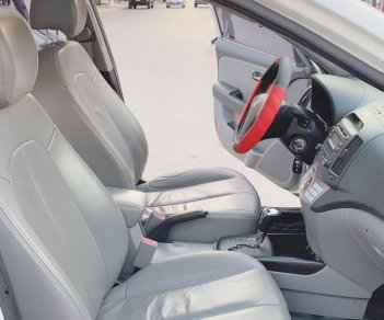 Hyundai Avante 2012 - Xe trang bị full options, giao xe giá tốt