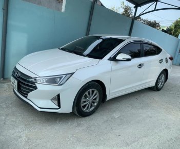 Hyundai Elantra 2020 - Màu trắng số sàn giá hữu nghị