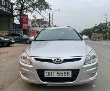 Hyundai i30 2009 - Xe màu bạc, nhập khẩu nguyên chiếc