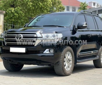 Toyota Land Cruiser 2019 - Xe tên công ty xuất hoá đơn