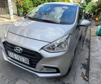 Hyundai Grand i10 2018 - Màu bạc xe gia đình, giá chỉ 375 triệu