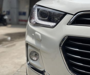 Chevrolet Captiva 2017 - Màu trắng